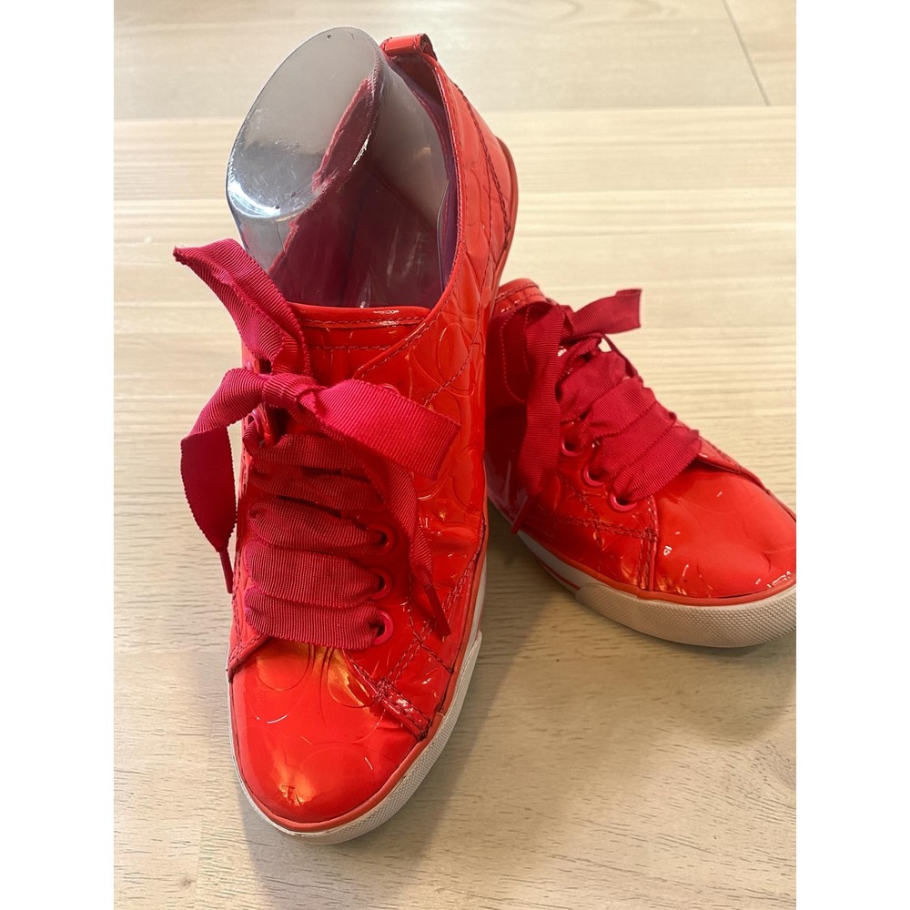 Coach Suzzy AUTHENTIC Signature C Embossed Patent Leather Coral/Red Women's 8.5